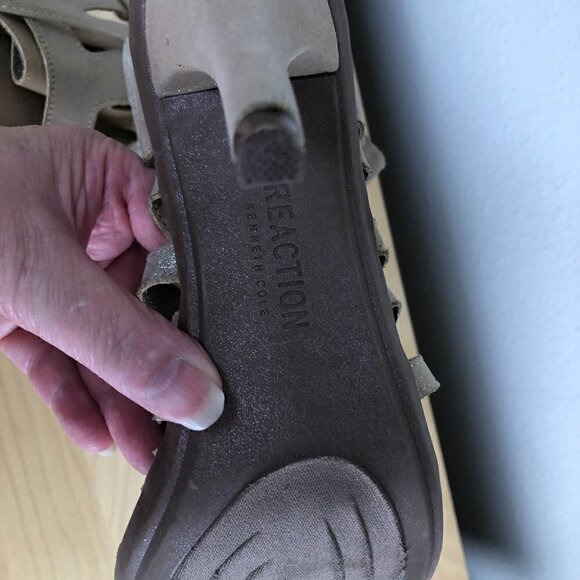 Reaction Kenneth Cole Reel It Up Sandal - Picture 11 of 16